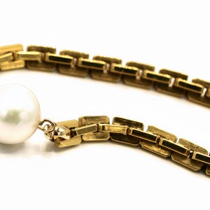 Großes weißes Perlen-Gliederarmband - Art-Deco-Stil moderner Goldschmuck Bild 4