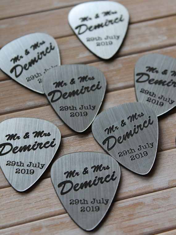 ELECTRIC GUITAR shaped Silver /& Black PERSONALISED Birthday Party Table Confetti