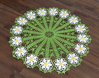 Daisy crochet doily. Summer crochet doily. Daisies hand crochet doily. Easter doily