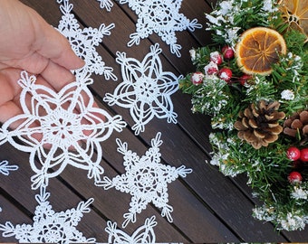 Set of 12 White hand crochet snowflakes. Crochet snowflakes. Christmas ornaments.  Lace snowflakes