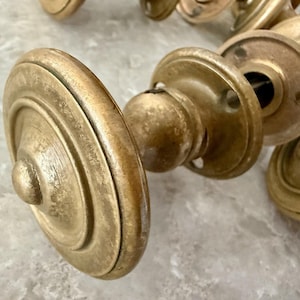 Vintage Solid Brass Concentric Door Knob Set w/ Rosettes & Spindle 2-1/4"