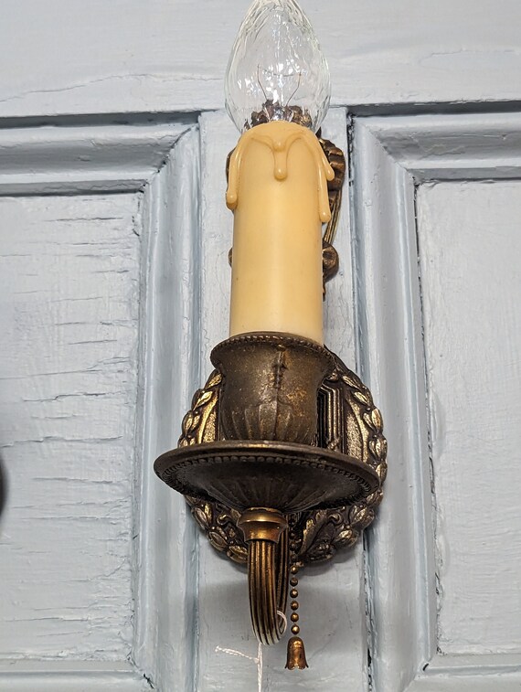 Antique wall light fixtures outlet