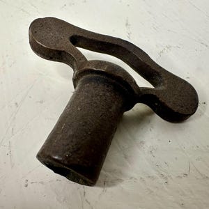 Antique Radiator Skeleton Keys - Etsy