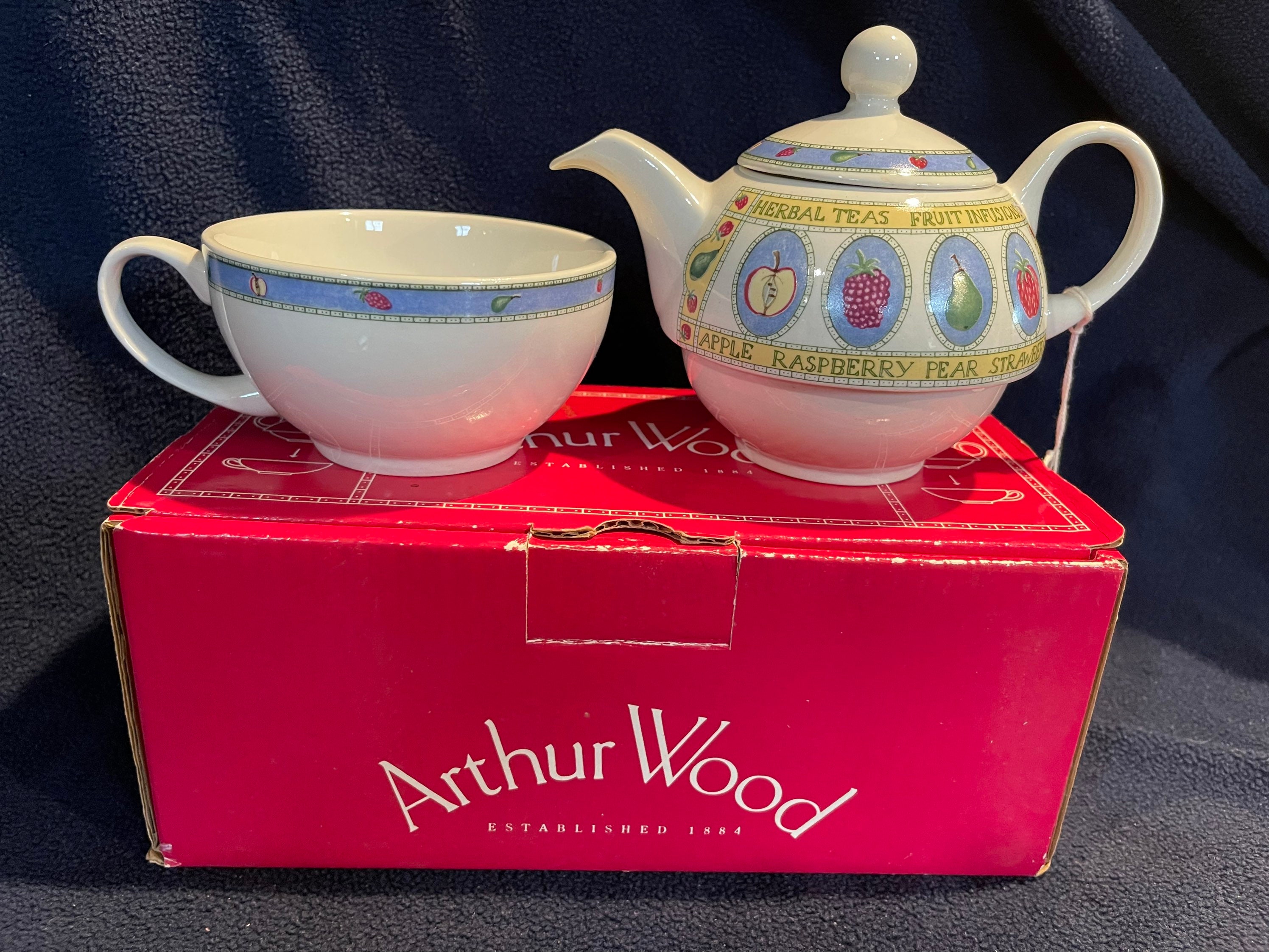 Vintage Arthur Wood Tea Set