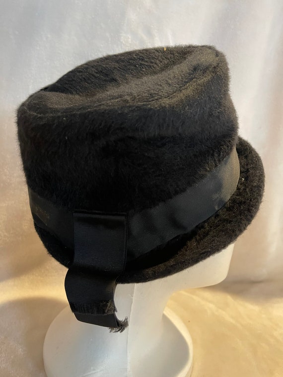 Vintage Black Imitation Fur Pillbox Hat - image 4
