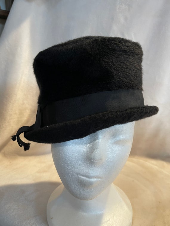 Vintage Black Imitation Fur Pillbox Hat - image 8