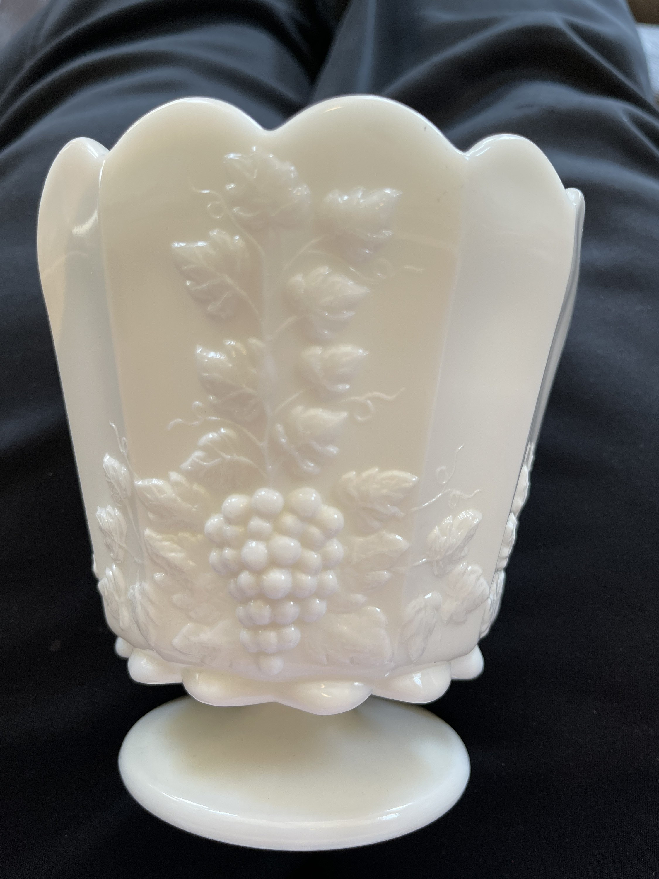 Vintage Westmoreland Milk Glass Vase Etsy