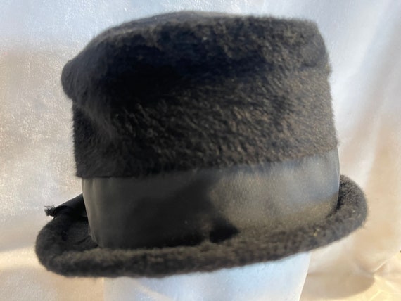 Vintage Black Imitation Fur Pillbox Hat - image 5