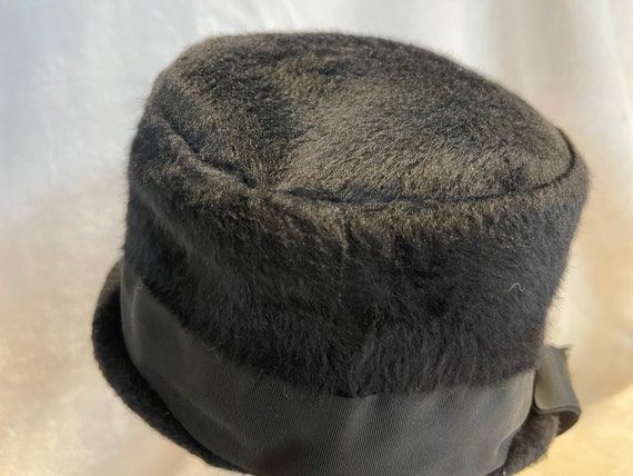 Vintage Black Imitation Fur Pillbox Hat - image 7