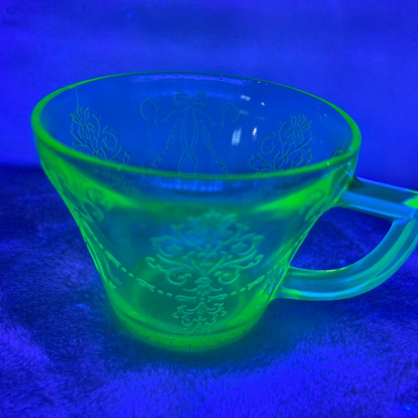 Vintage Green Uranium Glass Cup