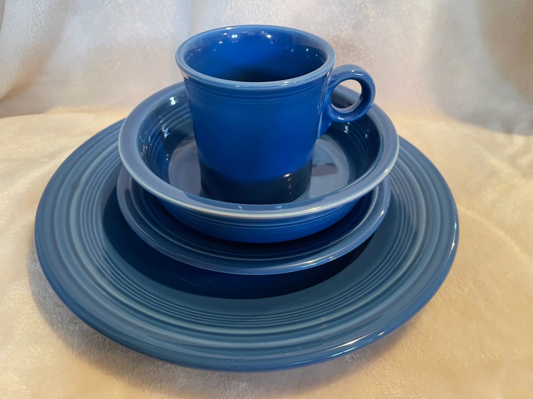Vintage Fiesta 4 Place Setting-lapis - Etsy