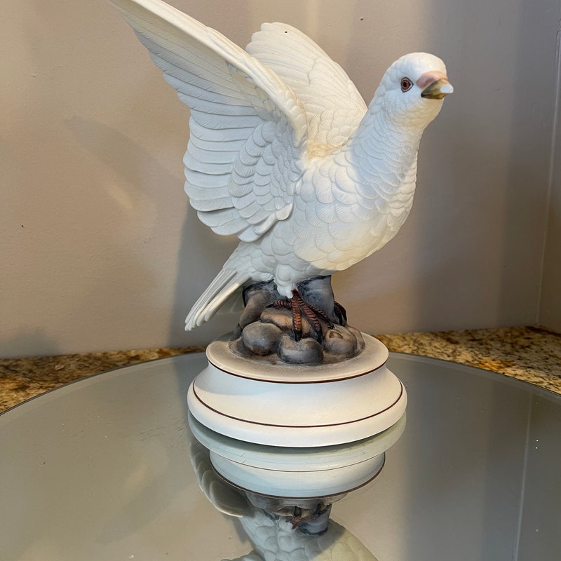 White Dove Sculpture - Etsy