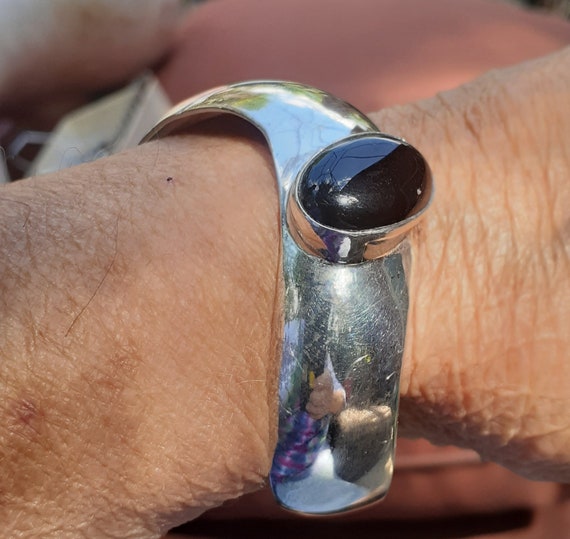 Silver and onyx cuff bracelet by C/J NEZ - image 1