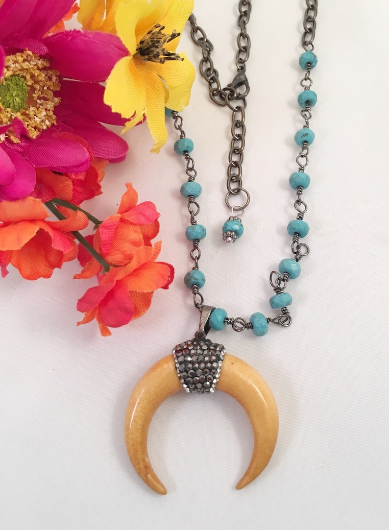 Boho Chic Choker Horn Necklace Petite Crescent Necklace Double Crescent Horn Bone Necklace Layering Carved Bone Bone Crescent Moon