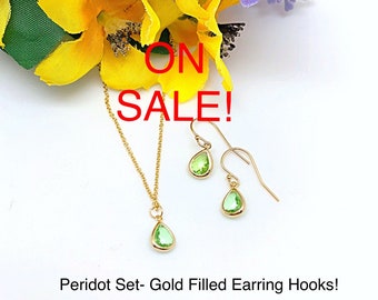 Verkoop Peridot peer gouden ketting en oorbellen set, appelgroene peer oorbel bungelt en ketting verkoop, verkoop augustus geboortesteen sieraden set