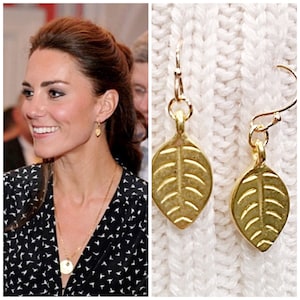 Kate Middleton Inspired  Leaf Dangle Earring in Silver or Gold, Princess Kate Leaf Earring, Leaf Dangle Earring Gold or Silver, Leaf Dangles