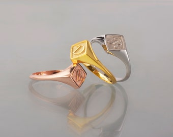 Rhombus Signet Ring,Personalized Ring,Embossed Letter Ring,9k 14k or 18k Solid Gold,Monogram Ring,Any letter Signet Ring,Unique Gift For Her