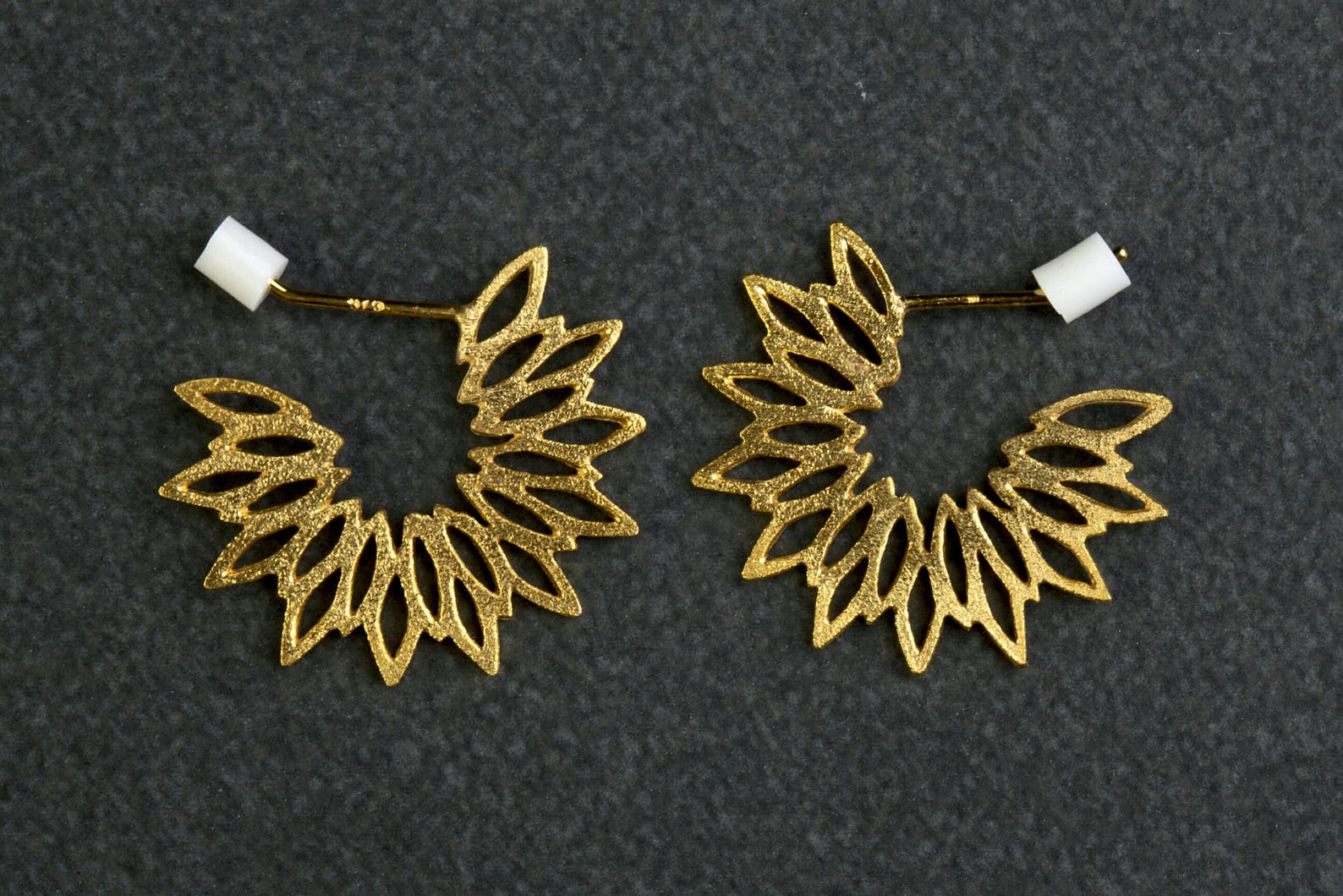 Sunflower Hoop Earring Minimalist Circle Earrings 925 Etsy