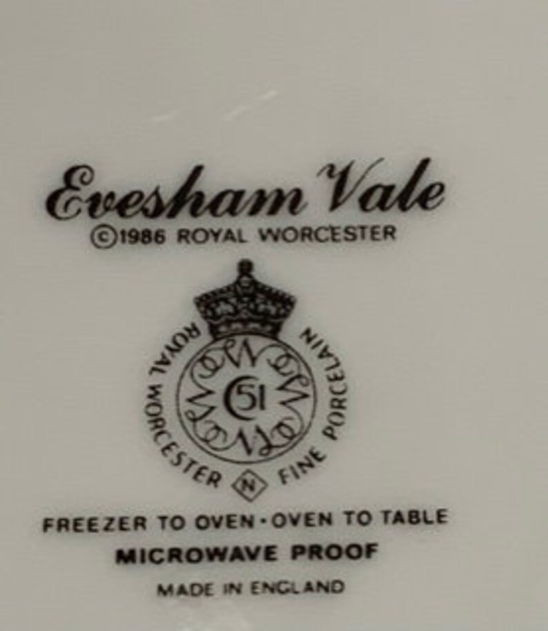 Royal Worcester Evesham Vale 1 Salad Plate 2 Bread Plates