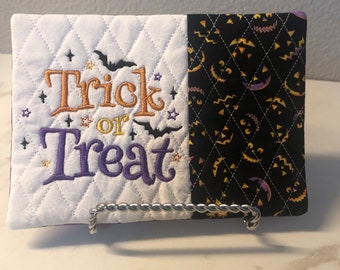 Embroidered Halloween Mug Rug: "Trick or Treat" Fabric Coaster