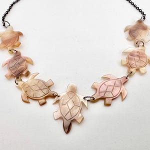 Vintage pärlemorhalsband sköldpadda halsband choker Stillahavsö snäcksmycken havssköldpadda halsband