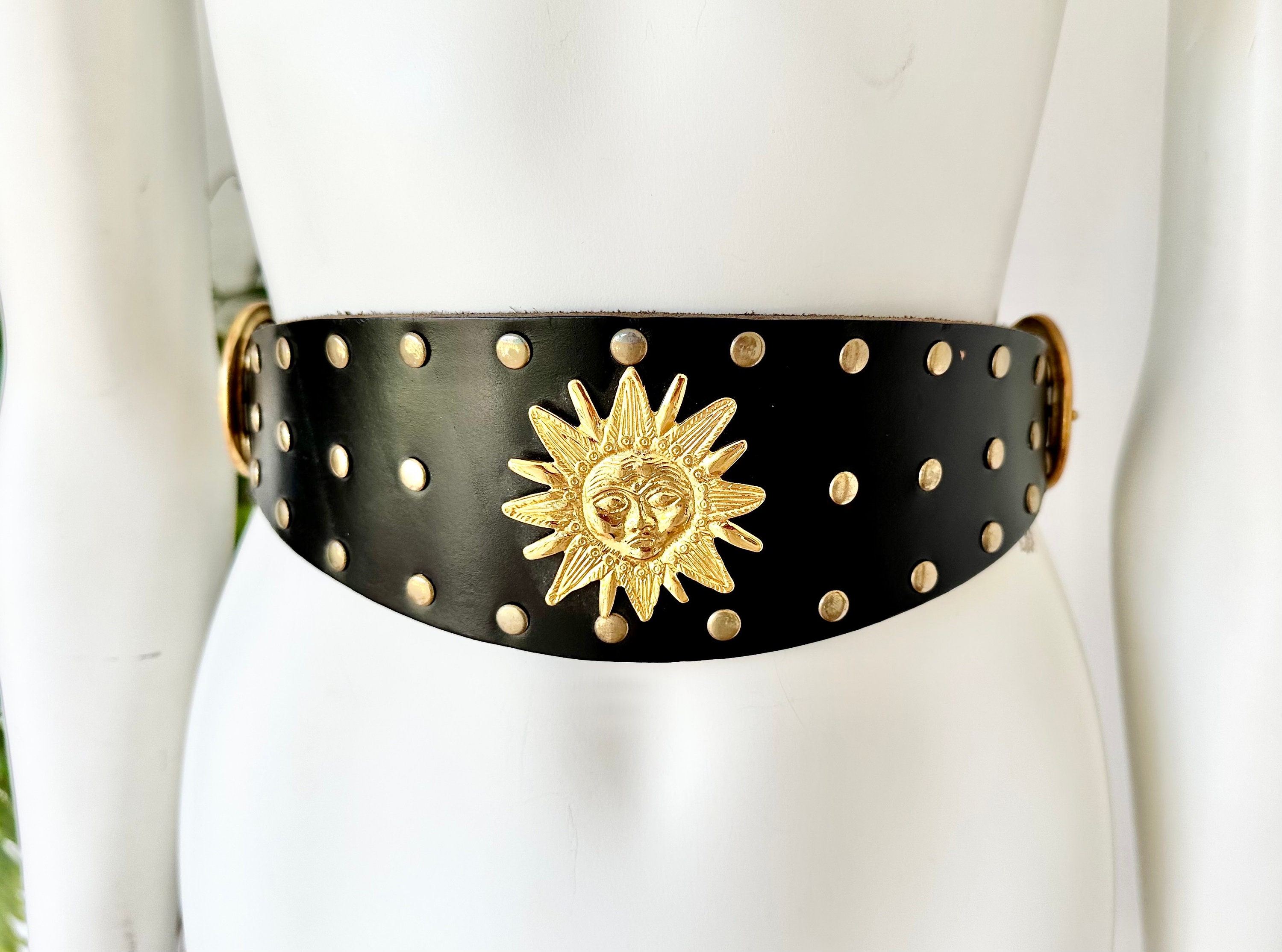 Vintage Black Genuine Leather Belt With Gold Sun Motif and  display picture 1