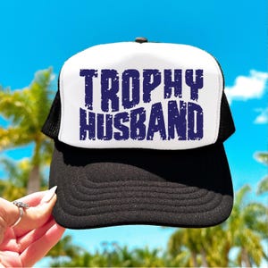 Trofeo Marito SVG/PNG Grunge, Divertente Cappello da Camionista Estivo PNG, Download Istantaneo, File Tagliato, Sublimazione, Clipart