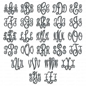 Op de afbeelding: Een verzameling donkergrijze monogramletters in een scriptlettertype. Elke letter wordt weergegeven in een combinatie van drie letters, perfect voor gepersonaliseerde cadeaus of decoratie. De letters zijn gerangschikt in rijen en kolommen.