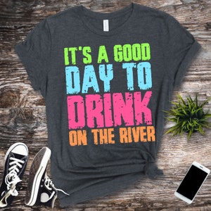 Es ist ein guter Tag, auf dem Fluss zu trinken PNG, lustige Sommer Fluss Ratte Shirt SVG, Sofort Download, Cut Datei, Sublimation, Clipart