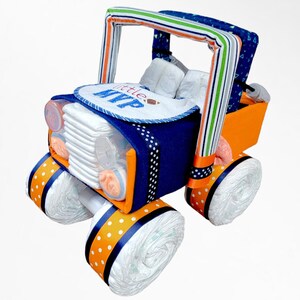 Jeep Diaper Cake - Baby Gift - Diaper Cake - Baby Shower Centerpiece - Gift Centerpiece - Baby Shower Decor