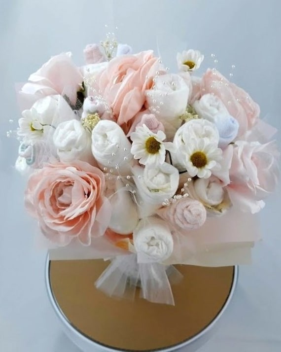 baby diaper bouquet