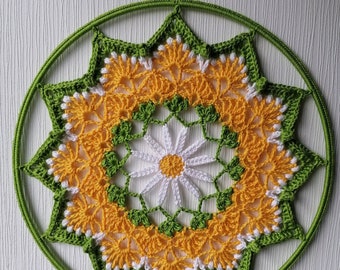 Mandala *Gänseblümchen*, Wandschmuck, 30 cm, gehäkelt