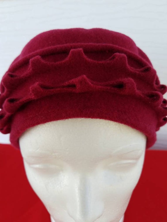 1970's Vintage Wool Felted Pillbox Hat