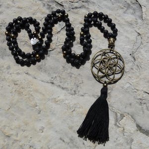 Mala necklace &quot;Anchoring&quot;, Hematite, Lava stone, Flower of life pendant, Lithotherapy, Essential oil diffuser, Perfume, Meditation
