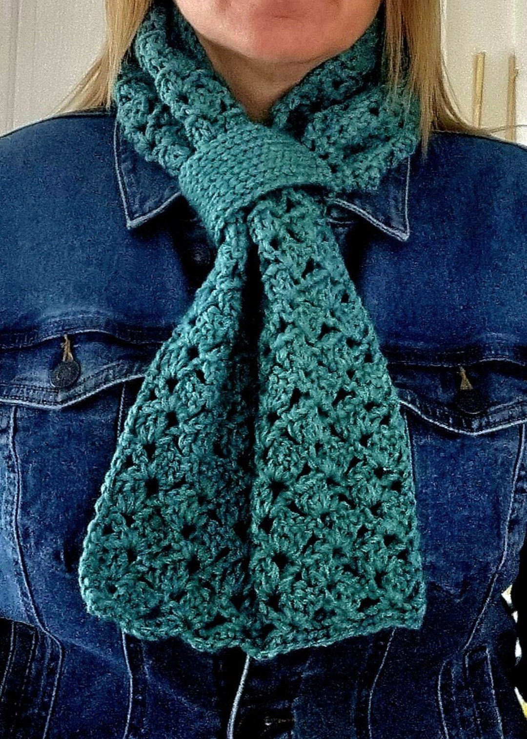 CROCHET PATTERN Lacey Keyhole Scarf PDF Instant Download - Etsy