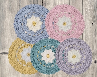 Handmade Crochet Coaster - Daisy design - Cotton