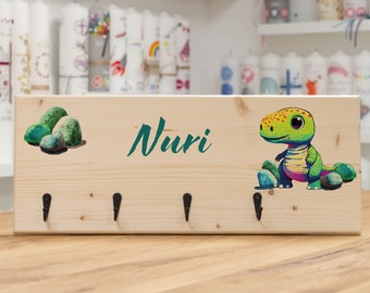 Garderobe aus Holz DINO personalisiert für Dein Kinderzimmer