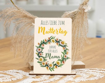 Postkarte aus Holz BLUMENKRANZ zu Muttertag mit passendem Holzständer
