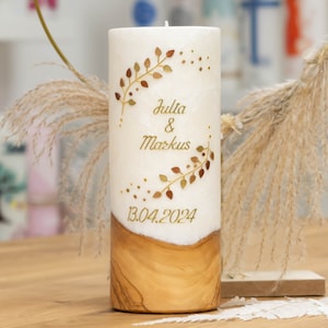 Hochzeitskerze APULIA mit echtem Holz, wachsverziert und personalisiert Bild 1