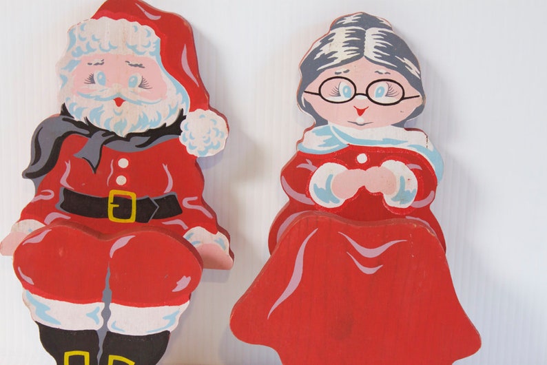 Vintage Santa and  Mrs Claus  Wood Shelf Mantel Sitter image 2