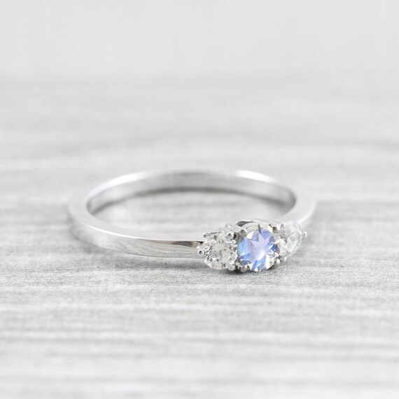 Moonstone and Diamond Diamond Engagement Ring 3 Stone Diamond - Etsy UK