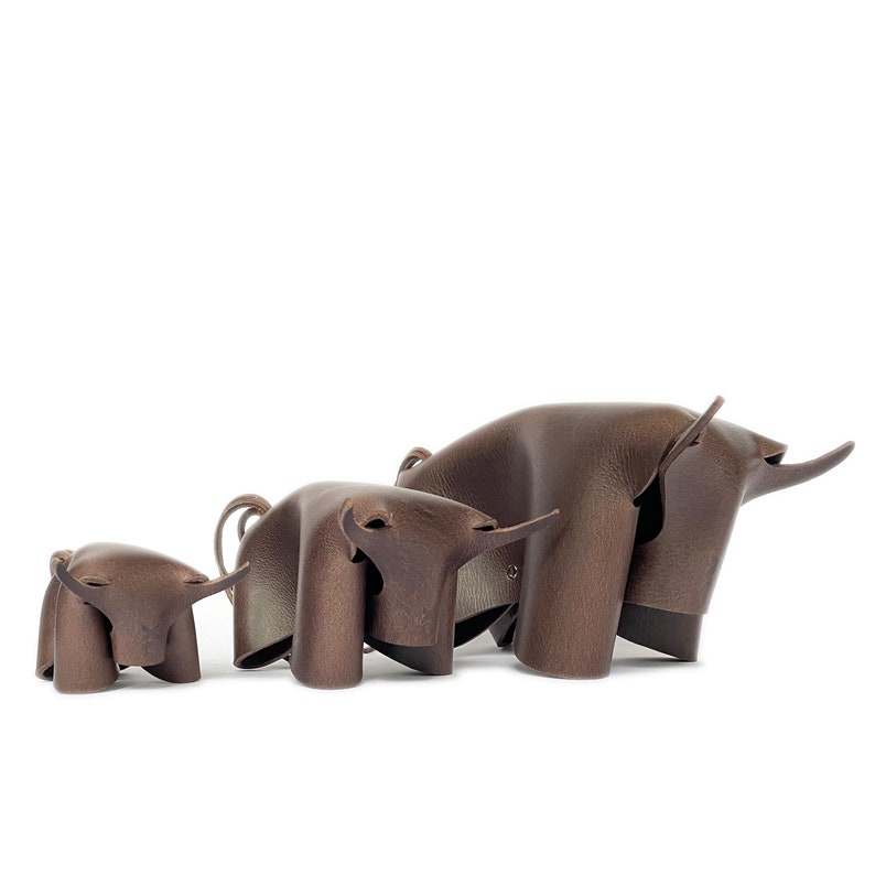Leather OX LONG horns Design Object handmade from strong, vegetable tanned Italian leather Brown - long horns