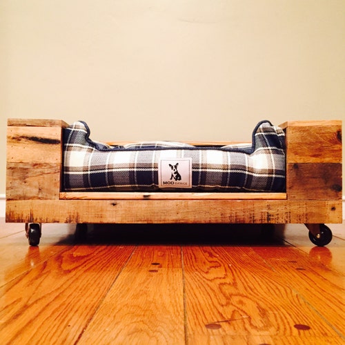 Pallet Wood Dog Bed Etsy