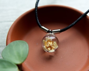 Hoya Bloom Sphere -  Dried Flower - Plant Jewelry - Flower Jewelry - Houseplant Gift - Real Plant Necklace