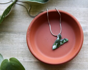 Syngonium Albo - Plant Jewelry - Leaf Necklace - Houseplant Gift - Plant Leaf Necklace - Realistic Plant Necklace