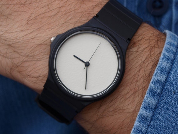 casio minimalist watch