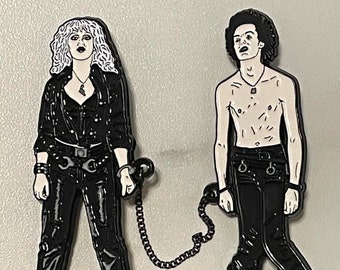 Sid And Nancy enamel pin set