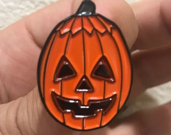 Halloween 3 Pumpkin Mask Enamel Pin