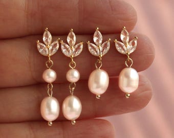 Bridesmaid gifts, pearl earrings, stud earrings, maid of honor gifts, bridal shower gifts, bridal freshwater pearl earrings, cubic zirconia
