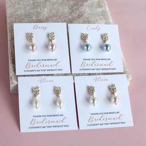 olive leaf earrings, bridesmaid pearl earrings, bridesmaid gifts freshwater pearl jewelry, gift for her, Bridal party, Bridal Shower Gift